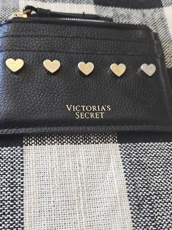 Victoria's Secret Black Card Holder with Silver Heart Keychain - Picture 3 of 8